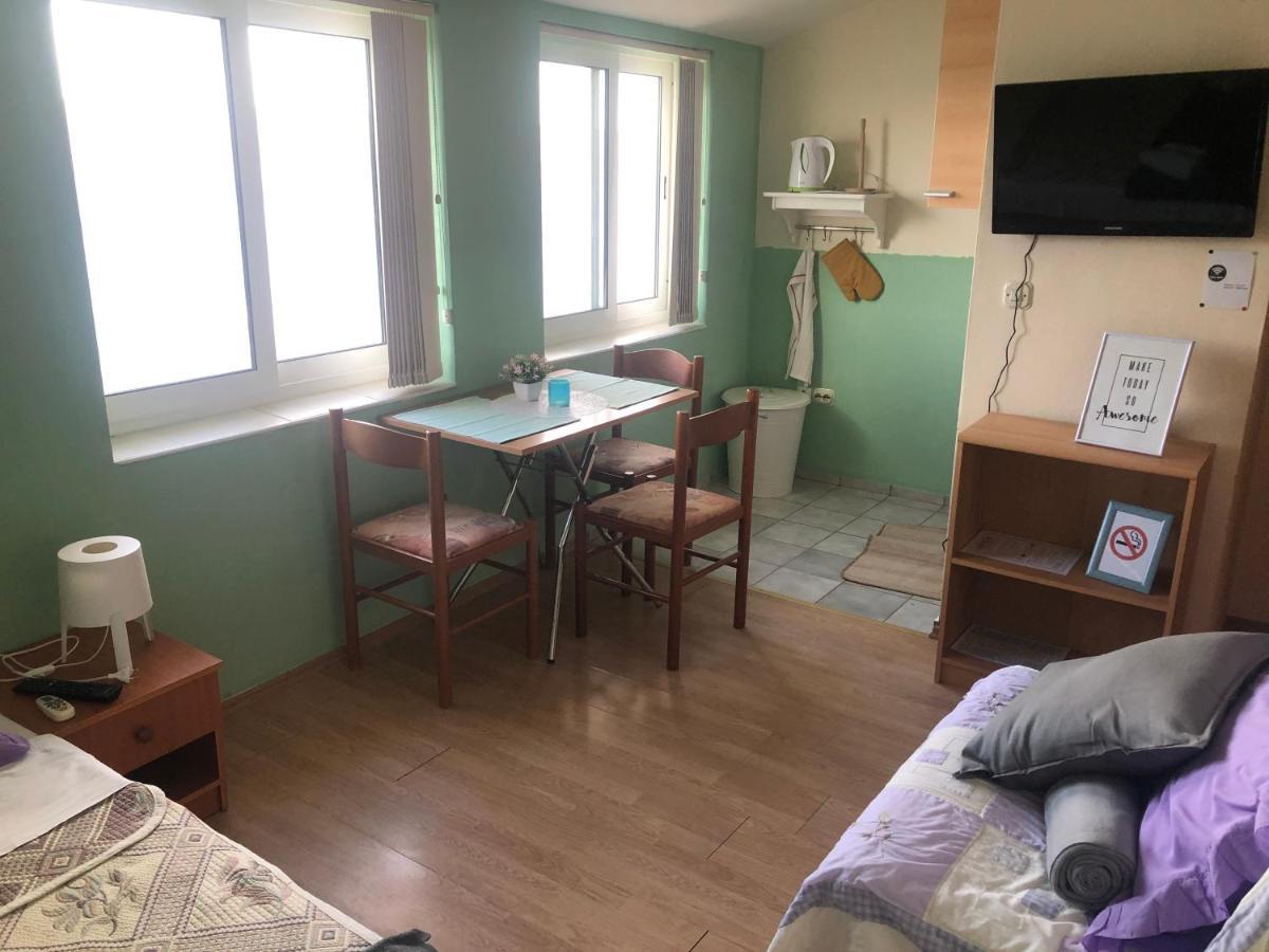 Apartmani Beach Miskovici, Otok Pag المظهر الخارجي الصورة
